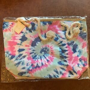 🎨NWT Riah Fashion Tie-Dye Tote